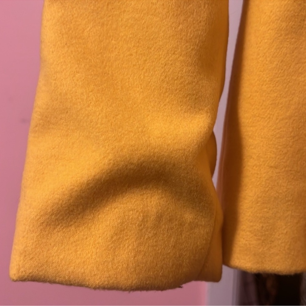 Pink Envelope Vibrant Yellow Coat - Picture 4 of 5